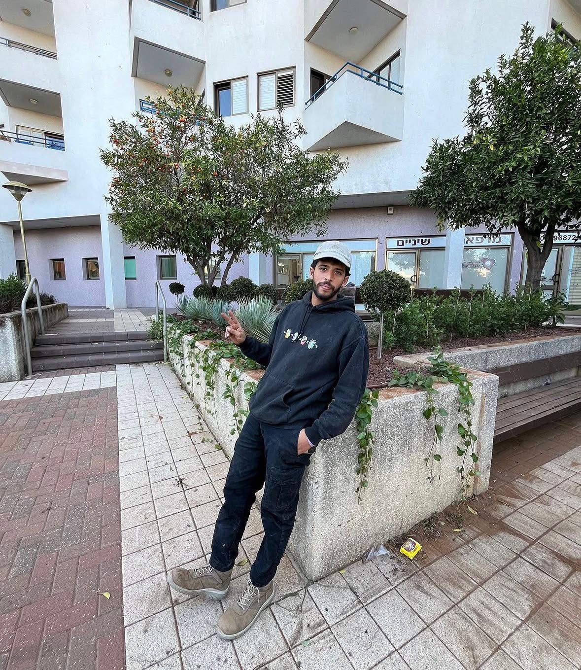 גל - המייסד של גל גינון ואחזקה